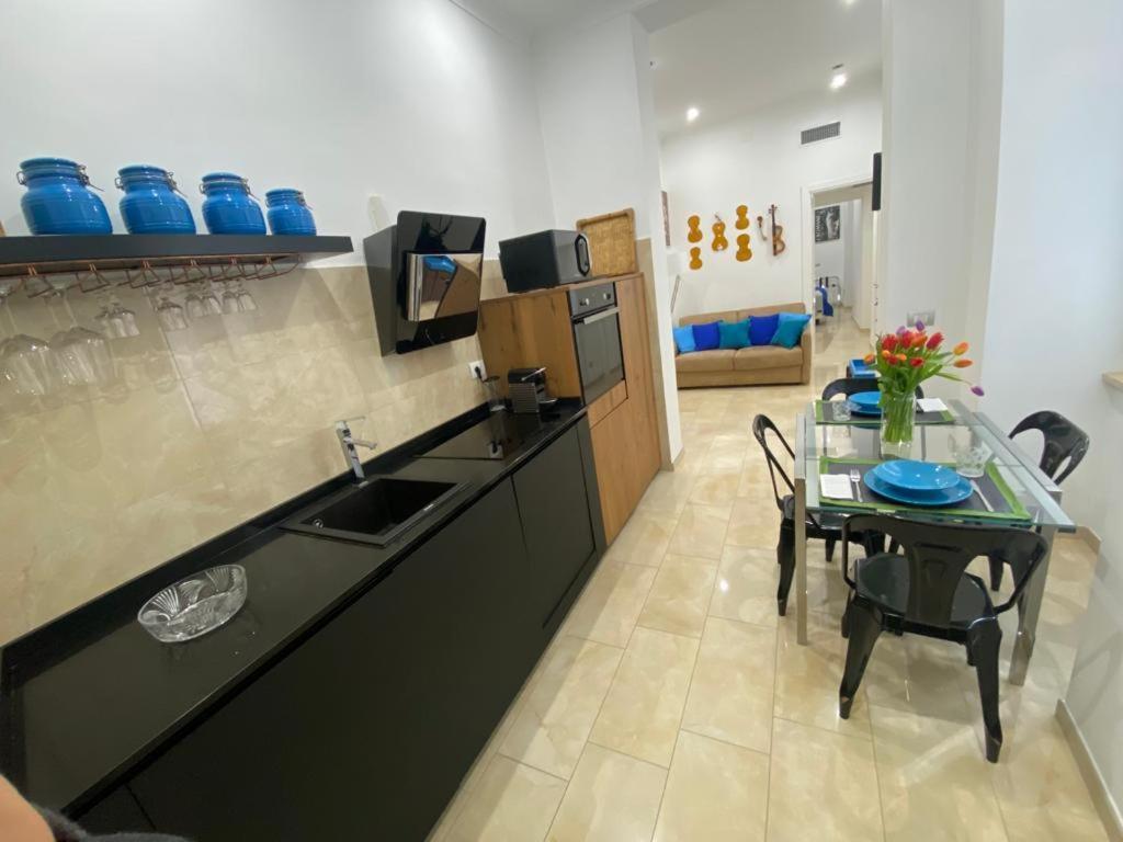 Stradivari Suite Roma Exterior photo
